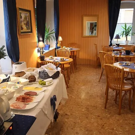 Pensionat Pelikan Kitzingen